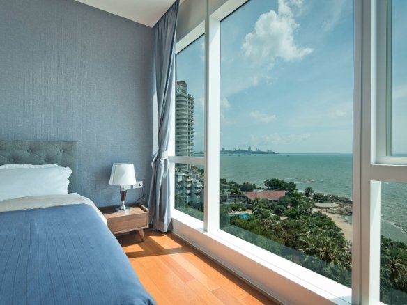 The Palm Wong Amat – Wong Amat beach